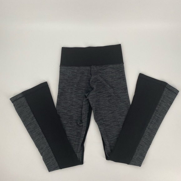 Lululemon Barre Pulse Pant (Regular & Reversible) - Picture 5 of 7
